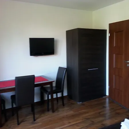 W Apartamencie Danuta Homestay *
